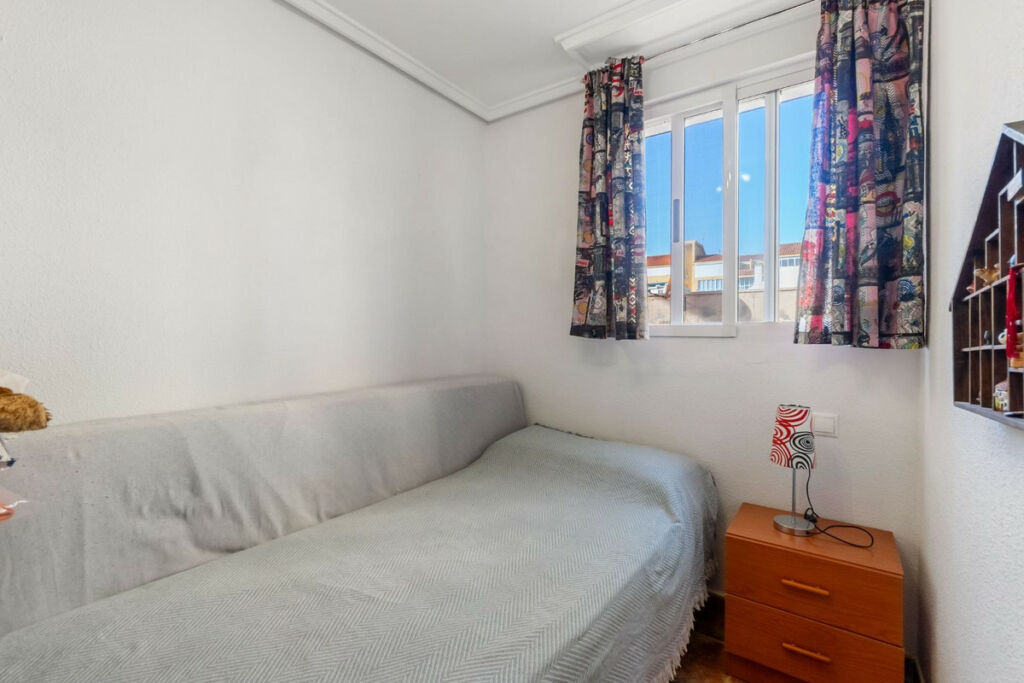 Middle Floor Apartment La Mata Alicante - zdjęcie 12