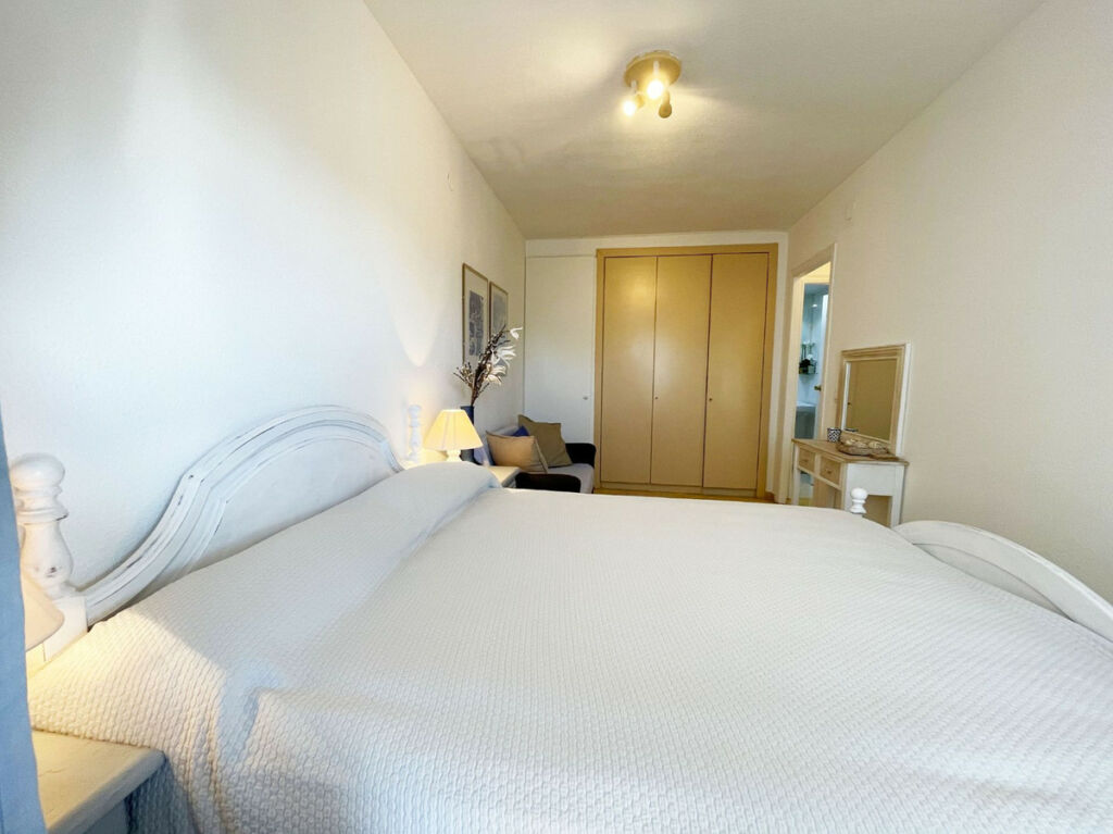 Middle Floor Apartment Calpe Alicante - image 12