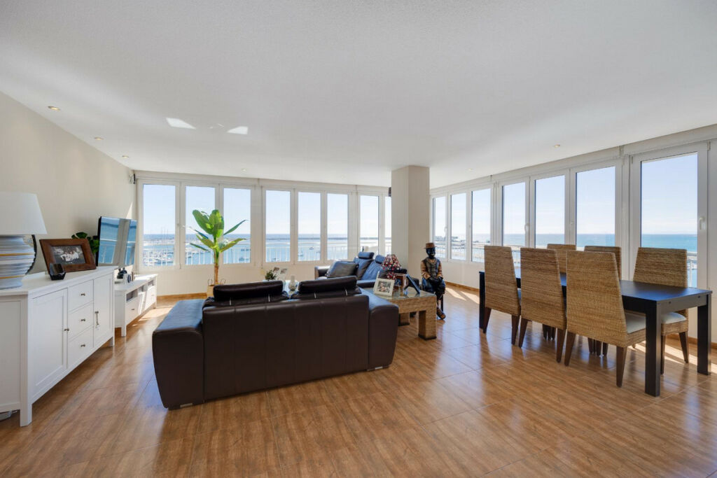 Middle Floor Apartment Torrevieja Alicante - zdjęcie 12