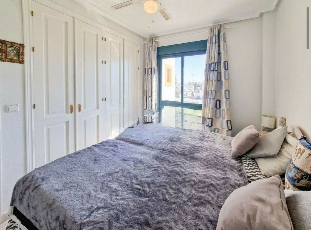 Middle Floor Apartment Villamartin Alicante - Bild 12