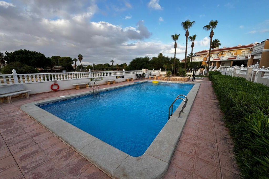 Semi-Detached House Dona Pepa Alicante - Bild 13