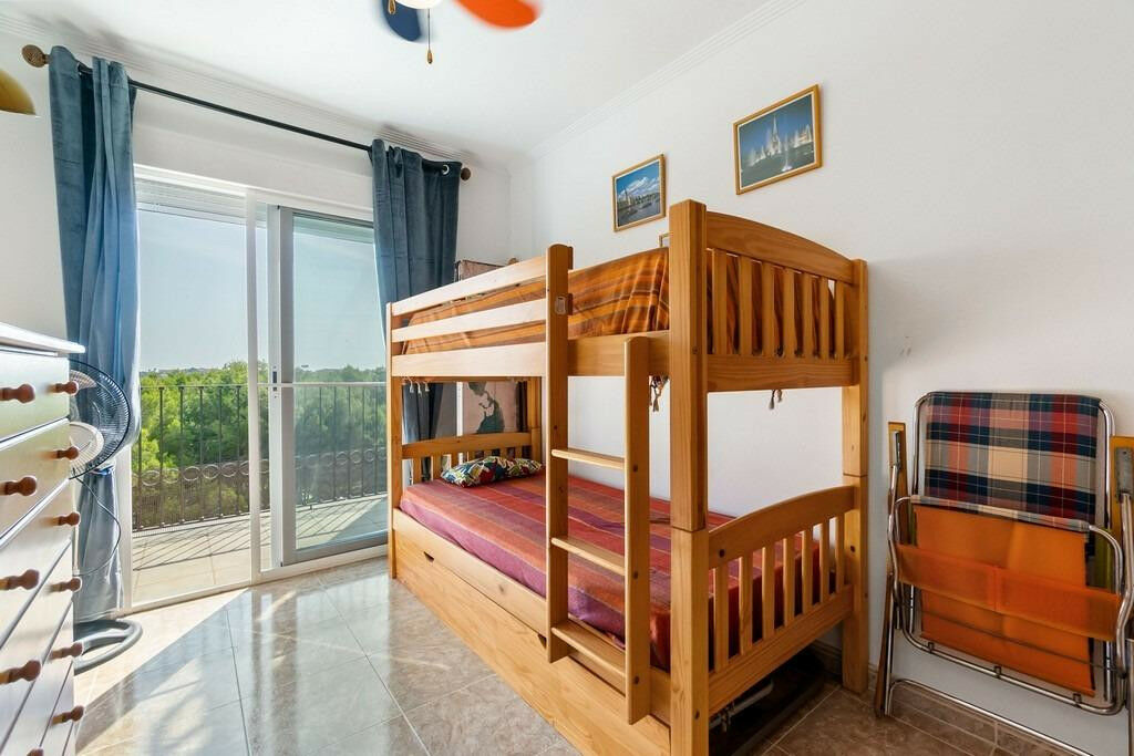 Middle Floor Apartment Campoamor Alicante - Bild 13