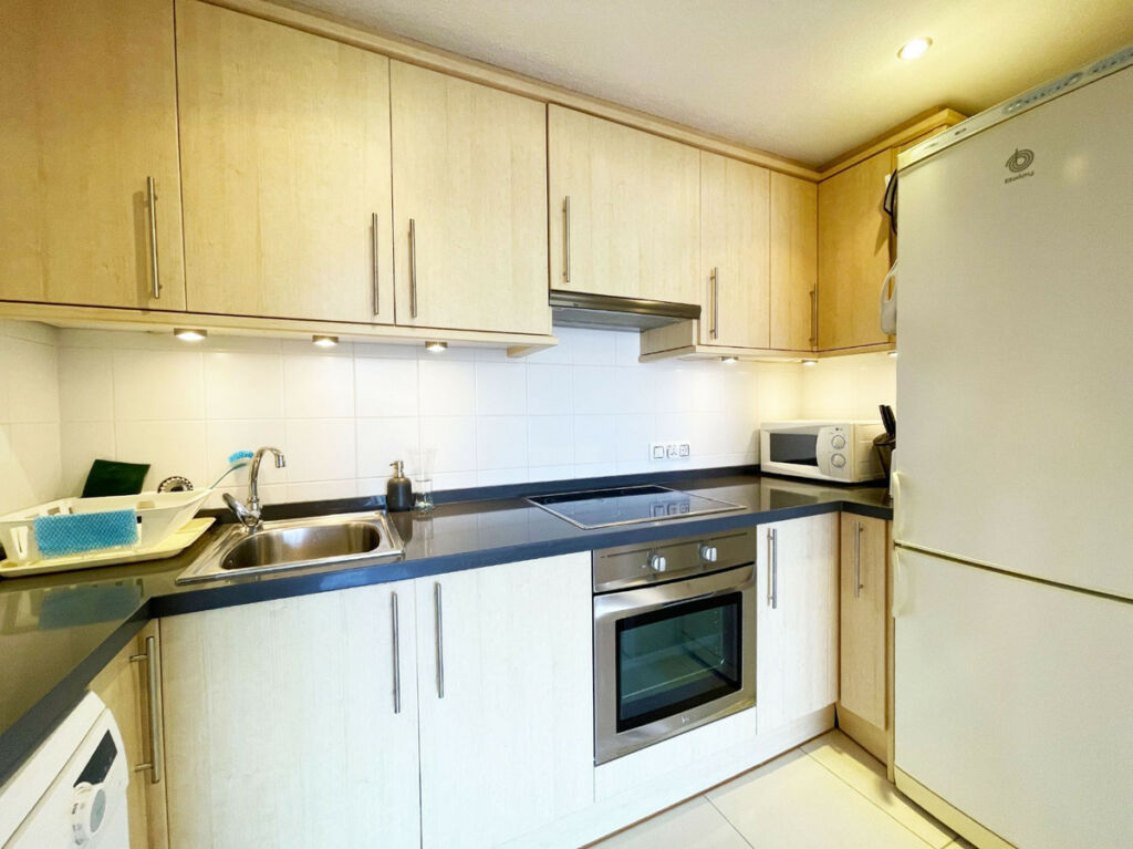Middle Floor Apartment Calpe Alicante - image 14
