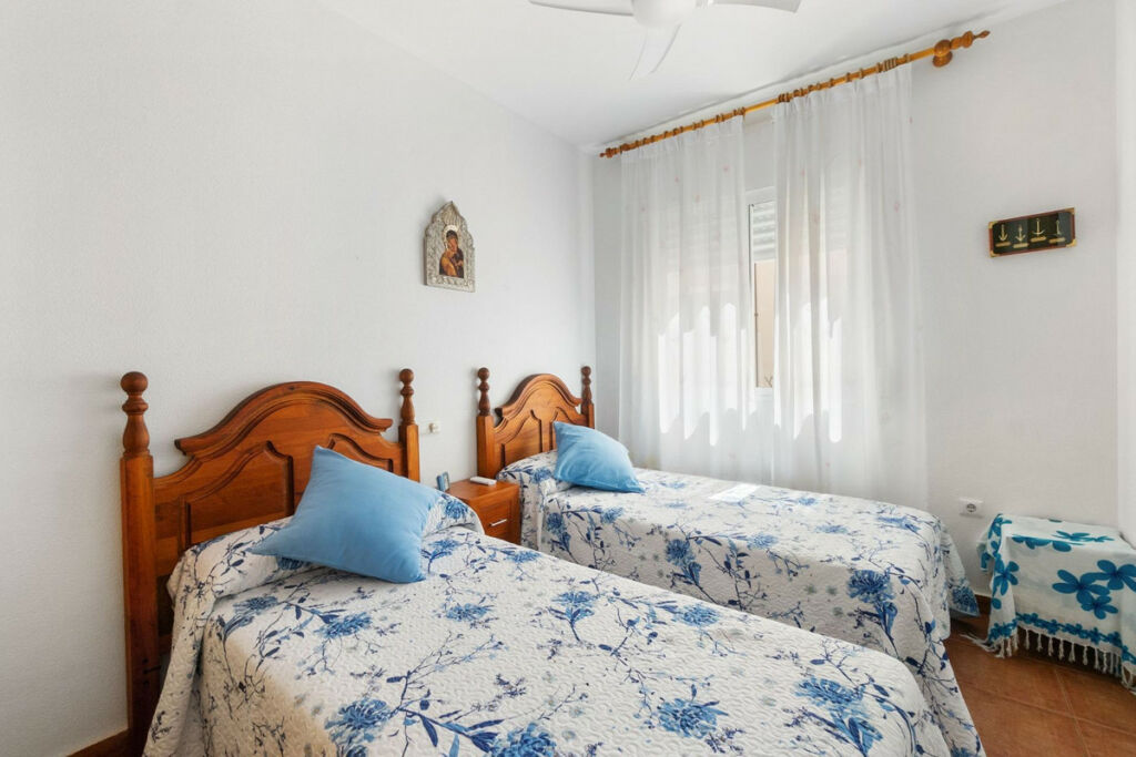 Middle Floor Apartment Campoamor Alicante - zdjęcie 15