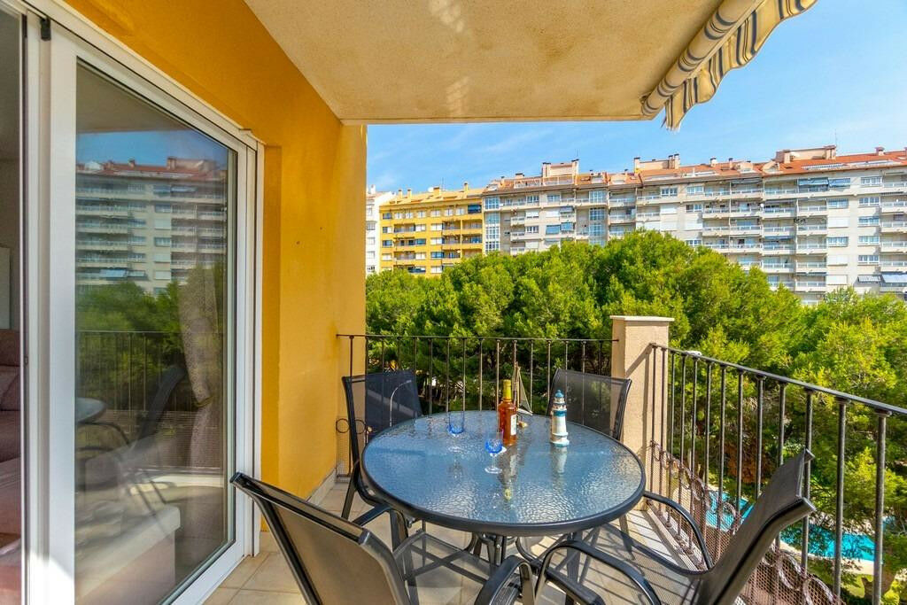 Middle Floor Apartment Campoamor Alicante - Bild 16