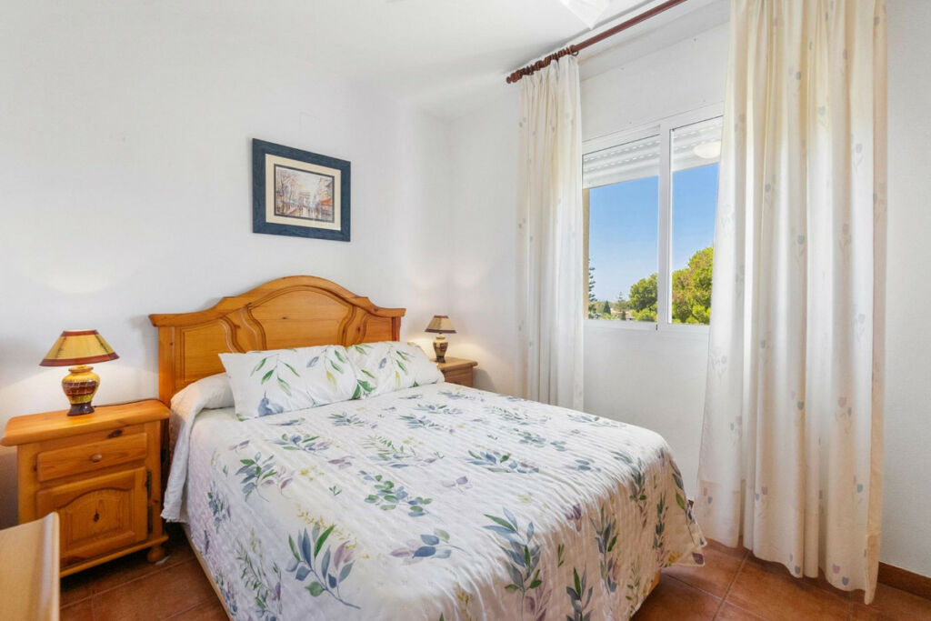 Middle Floor Apartment Campoamor Alicante - zdjęcie 16