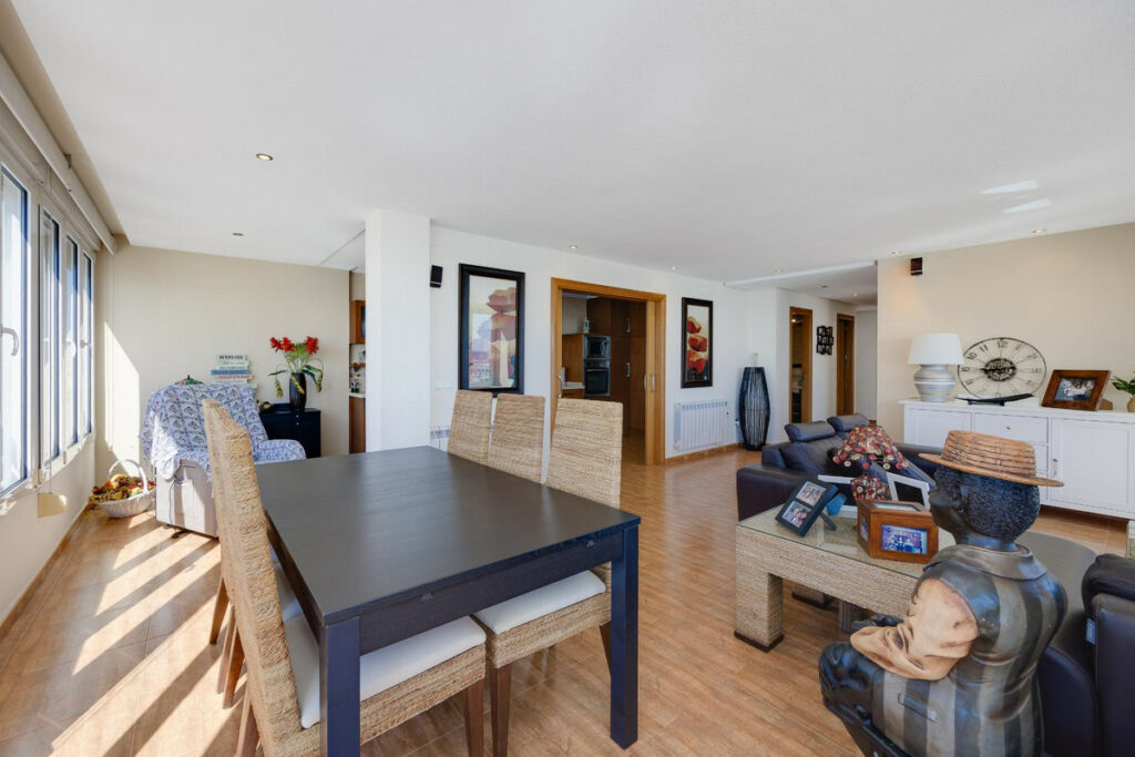 Middle Floor Apartment Torrevieja Alicante - zdjęcie 16