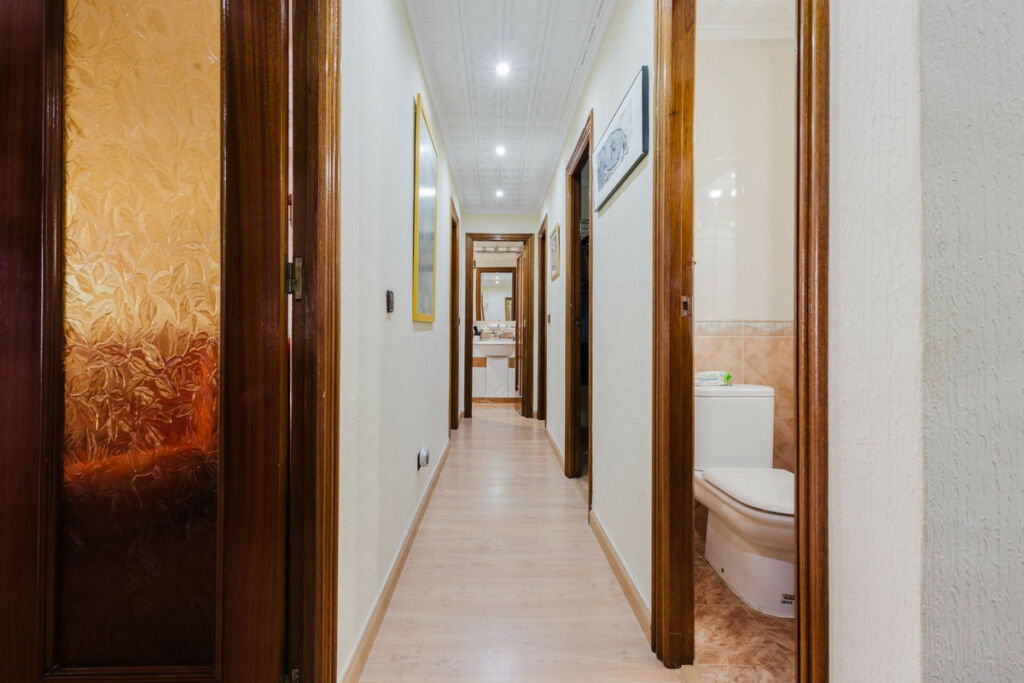 Middle Floor Apartment Torrevieja Alicante - zdjęcie 16