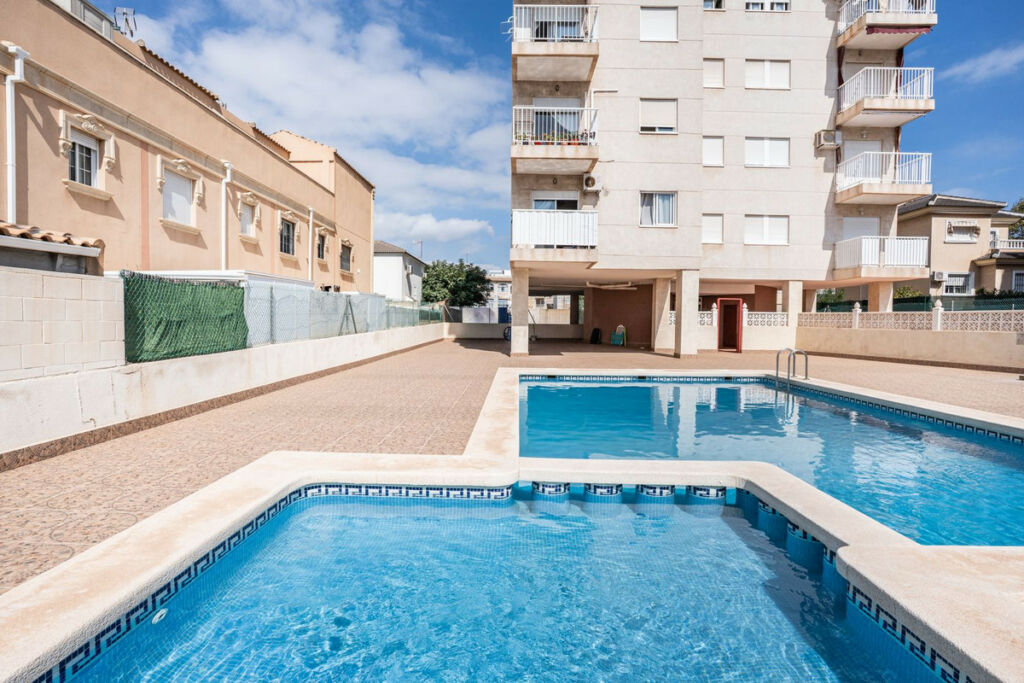 Middle Floor Apartment Torrevieja Alicante - Bild 17
