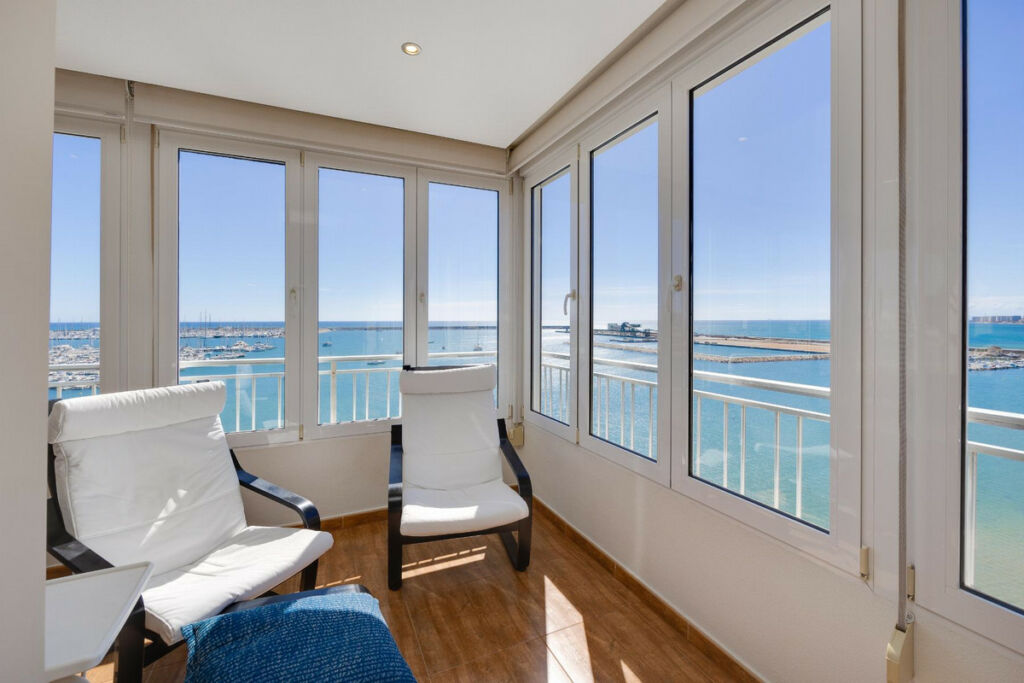 Middle Floor Apartment Torrevieja Alicante - zdjęcie 17