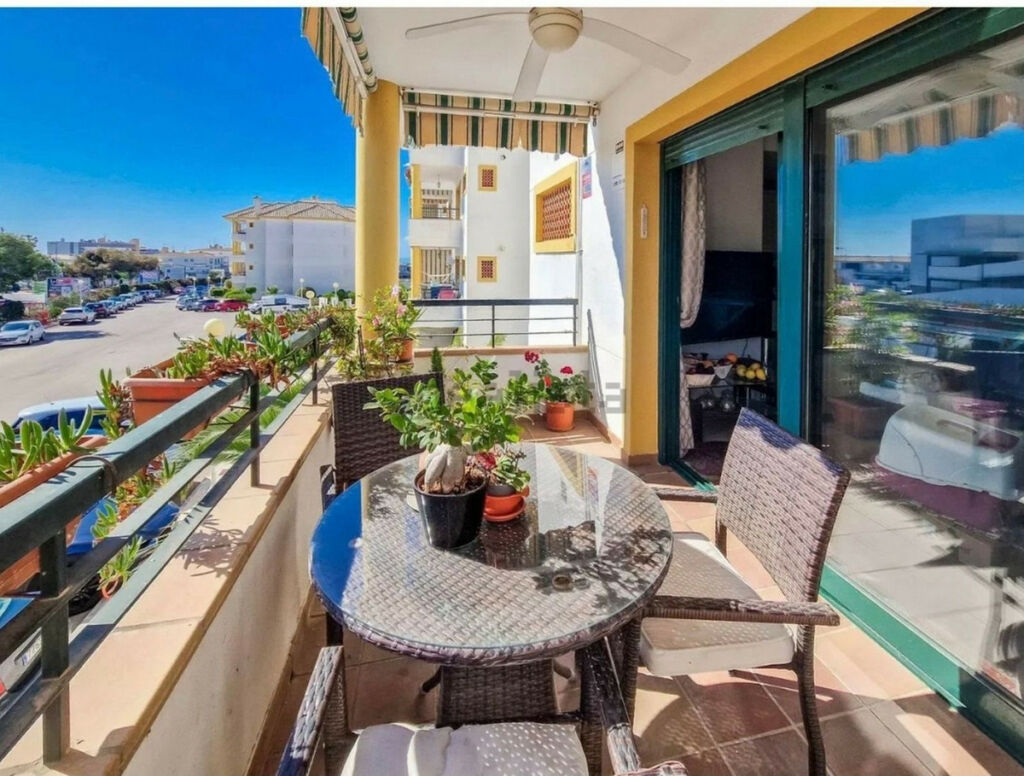 Middle Floor Apartment Villamartin Alicante - Bild 17
