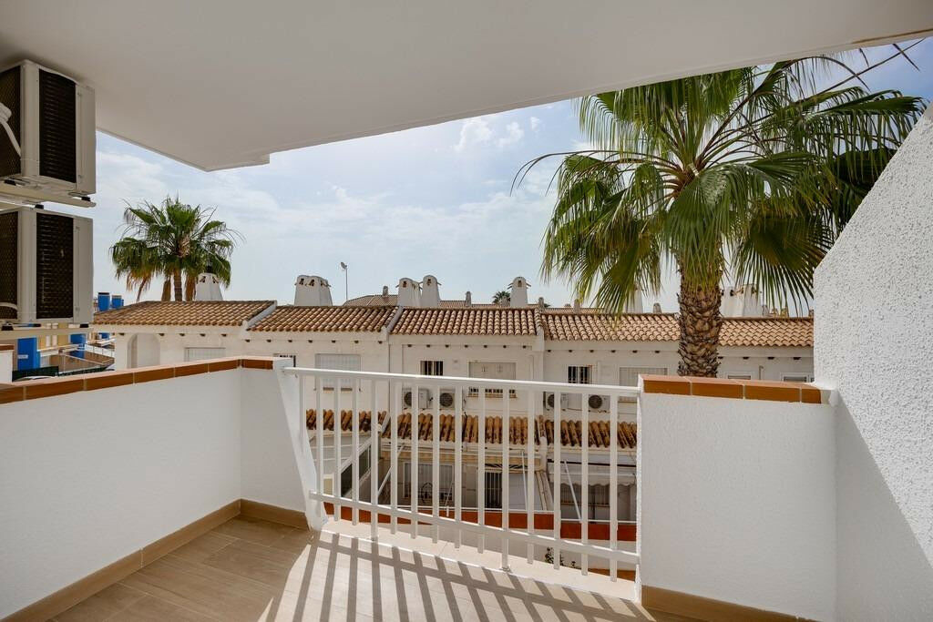 Middle Floor Apartment Campoamor Alicante - Bild 18