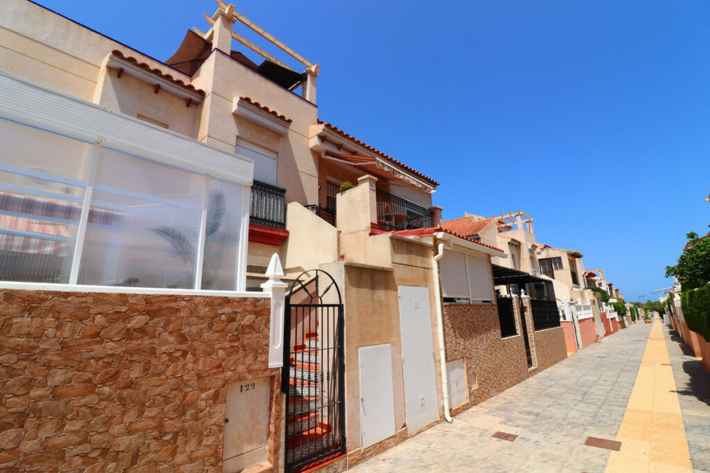 Top Floor Apartment Playa Flamenca Alicante - imagen 18