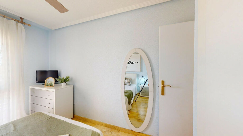 Middle Floor Apartment Campoamor Alicante - Bild 19