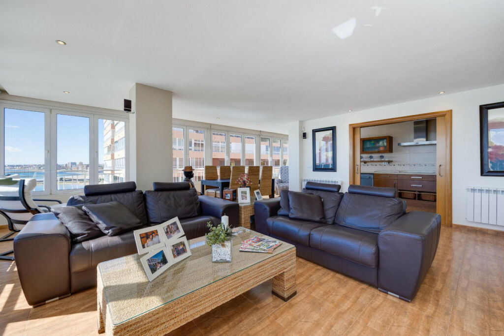Middle Floor Apartment Torrevieja Alicante - zdjęcie 19