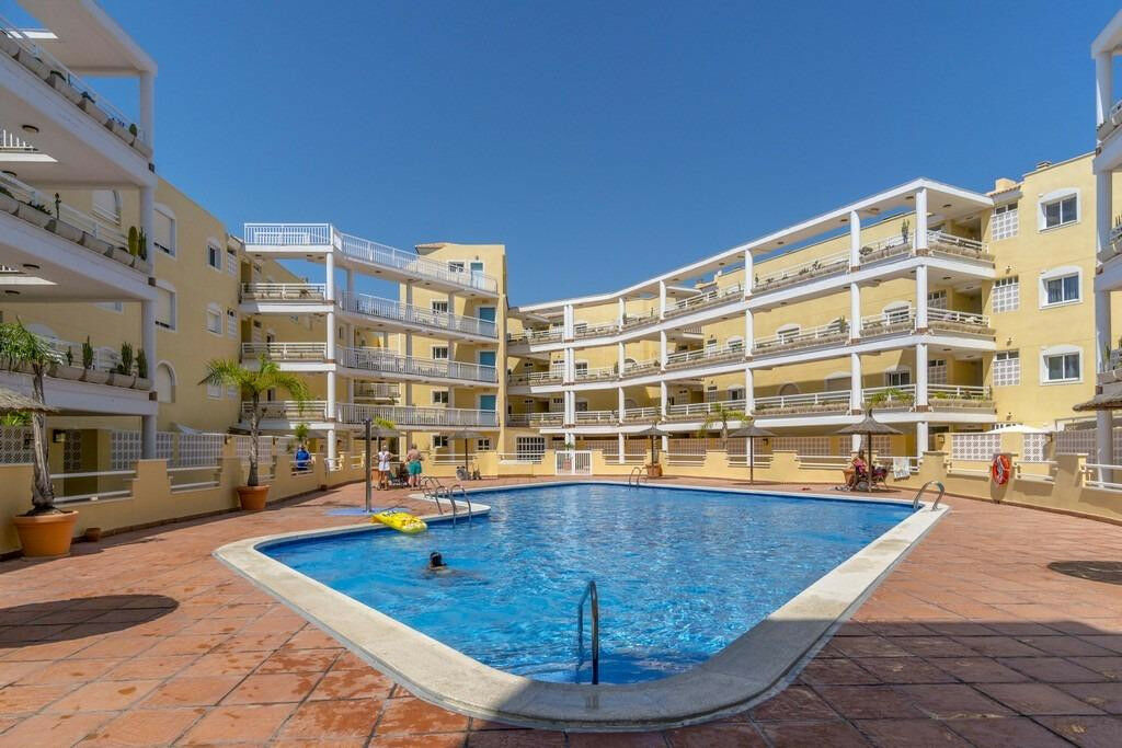 Middle Floor Apartment Campoamor Alicante - Bild 19