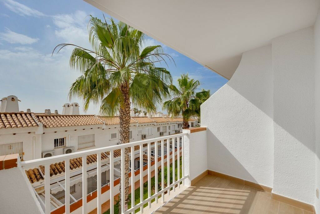Middle Floor Apartment Campoamor Alicante - Bild 19