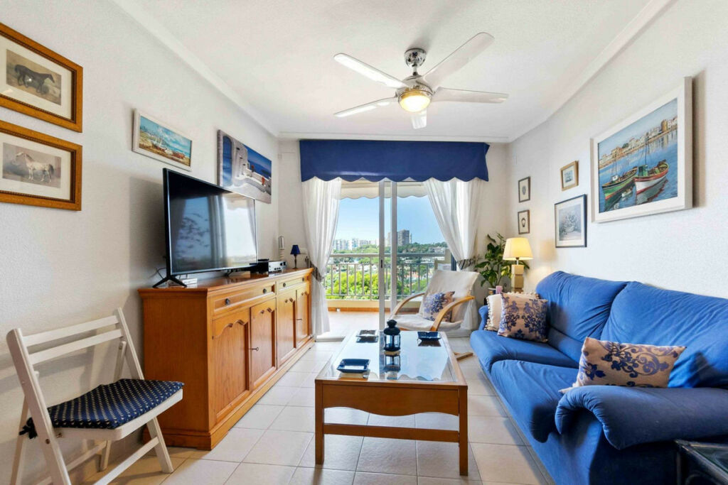 Middle Floor Apartment Campoamor Alicante - Bild 2