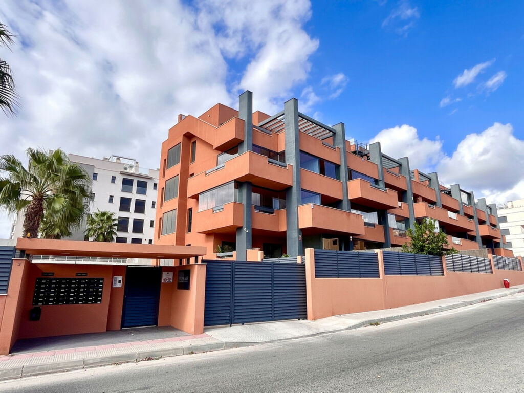 Ground Floor Apartment Los Dolses Alicante - Bild 2