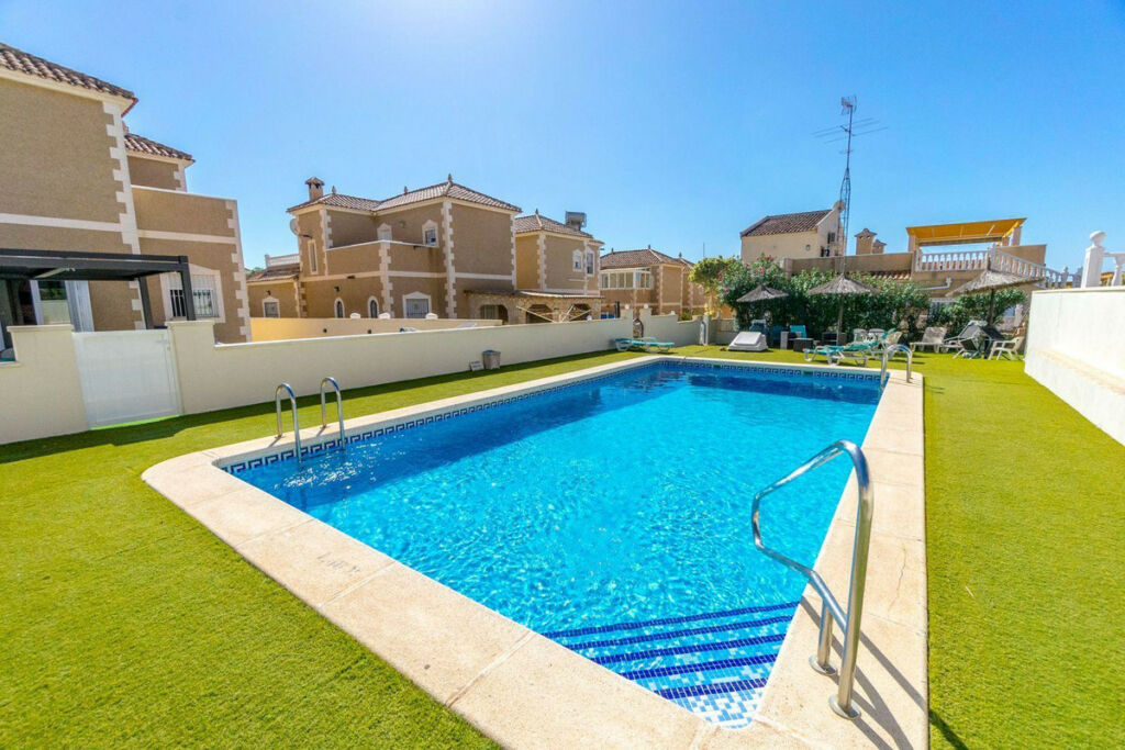 Detached Villa Orihuela Costa Alicante - zdjęcie 2