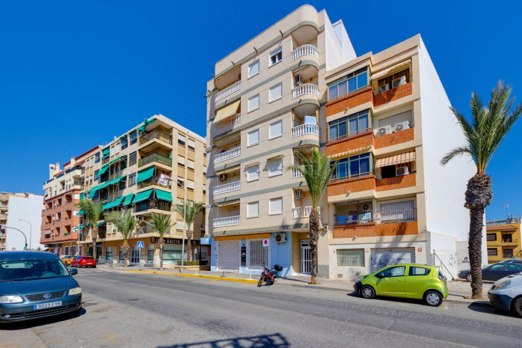 Middle Floor Apartment Guardamar del Segura Alicante - Bild 2