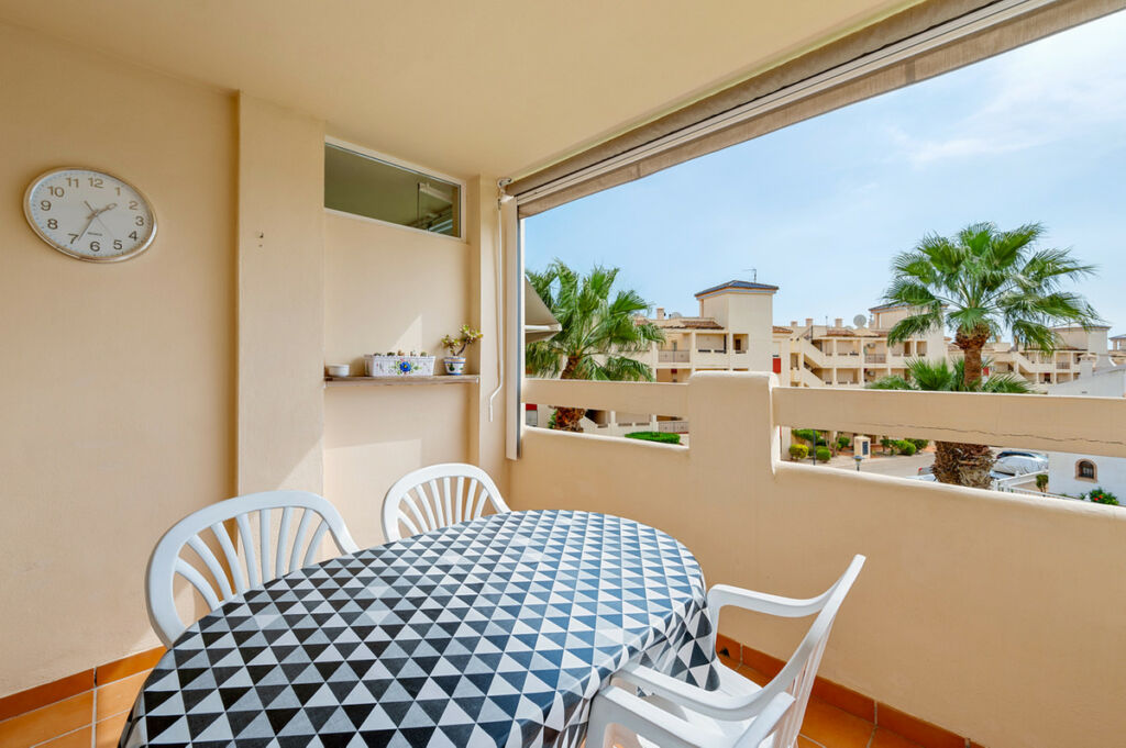 Middle Floor Apartment Playa Flamenca Alicante - Bild 2