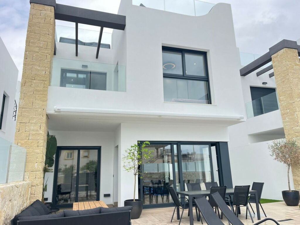 Detached Villa Punta Prima Alicante - zdjęcie 2