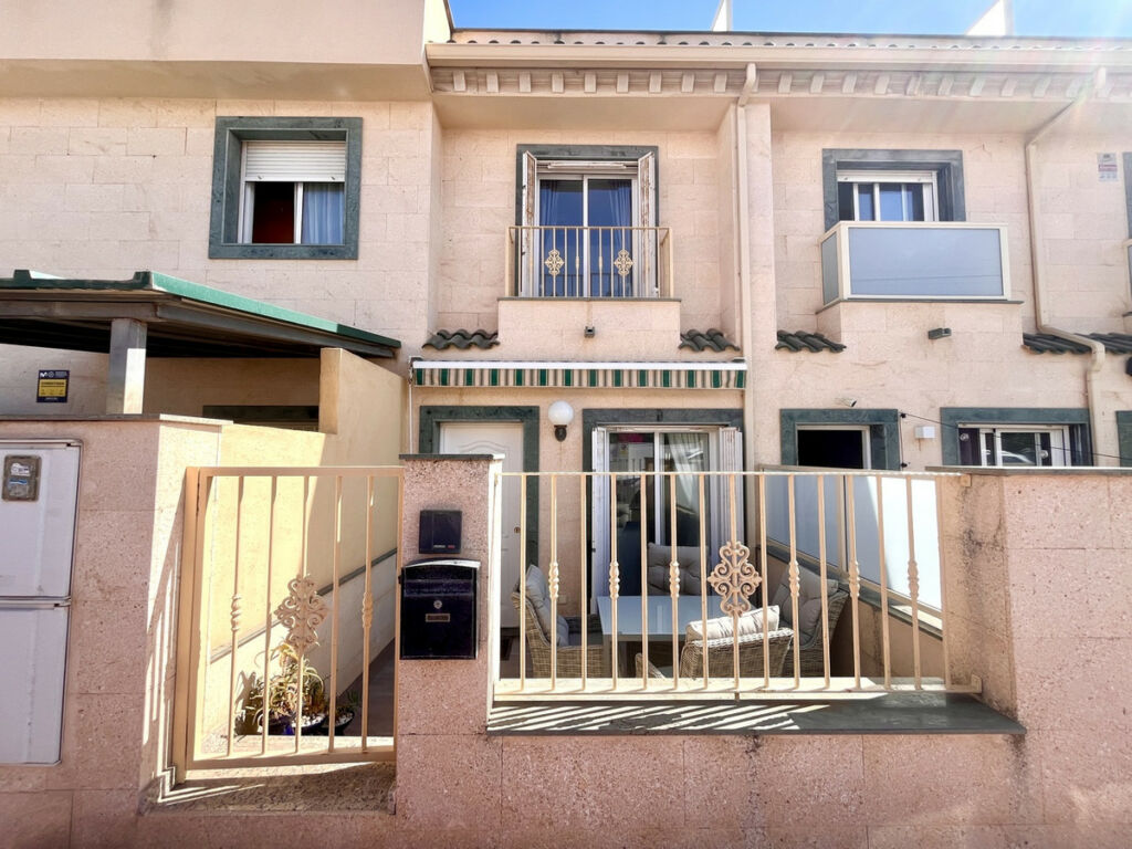 Townhouse Torrevieja Alicante - imagen 2