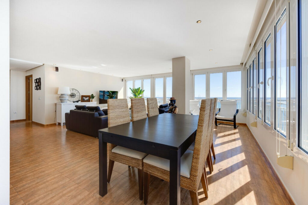 Middle Floor Apartment Torrevieja Alicante - zdjęcie 20