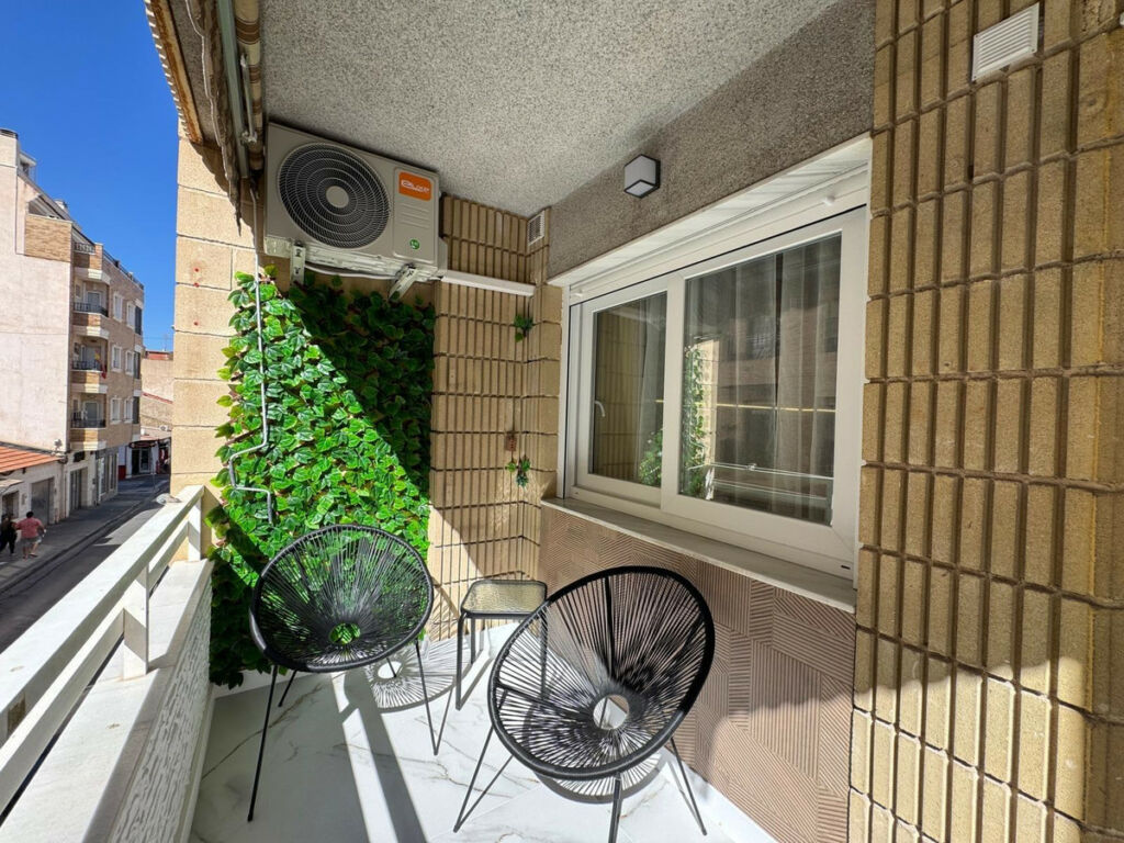 Middle Floor Apartment Torrevieja Alicante - Bild 20