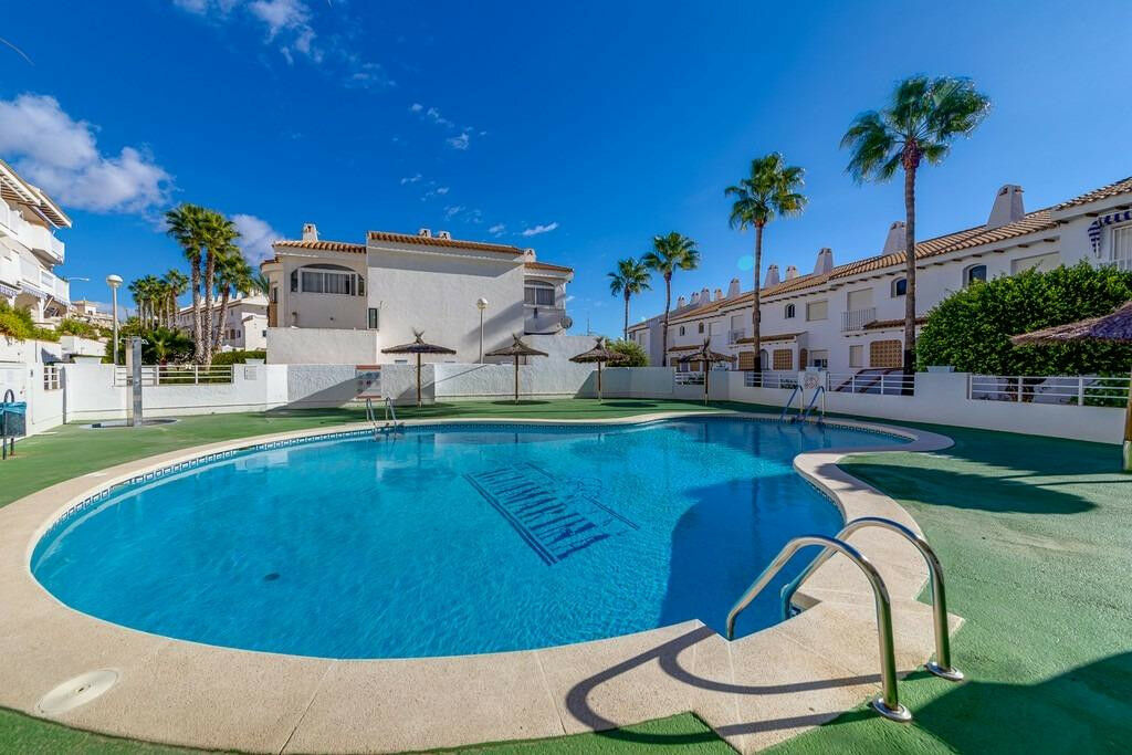 Middle Floor Apartment Campoamor Alicante - Bild 21