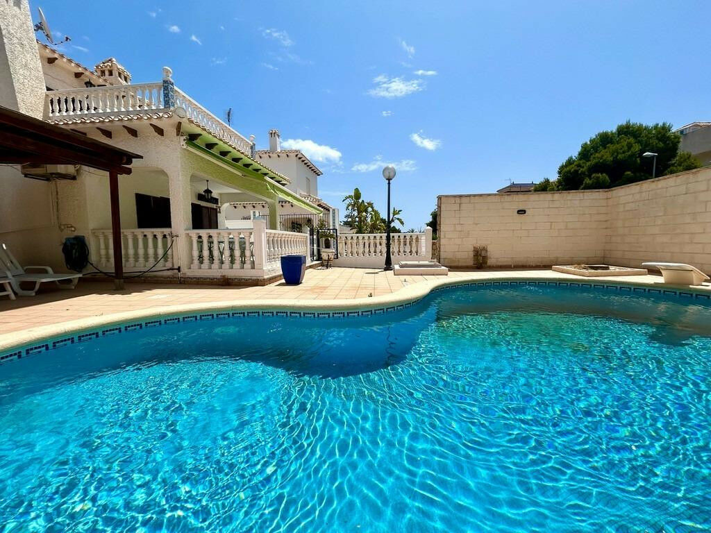 Detached Villa La Zenia Alicante - zdjęcie 22