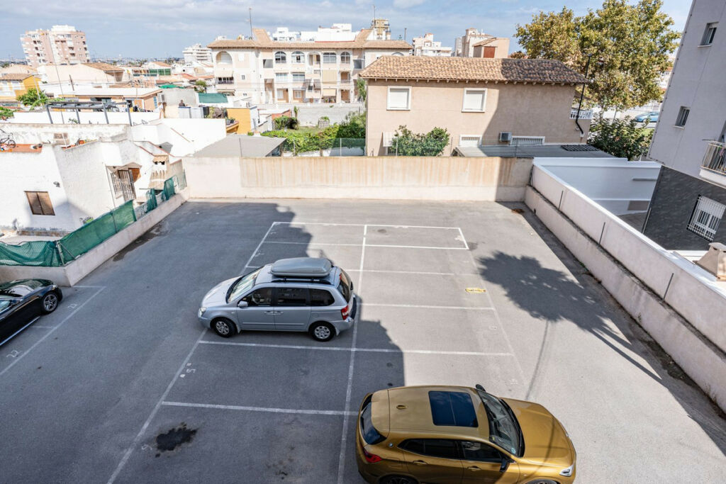 Middle Floor Apartment Torrevieja Alicante - Bild 22