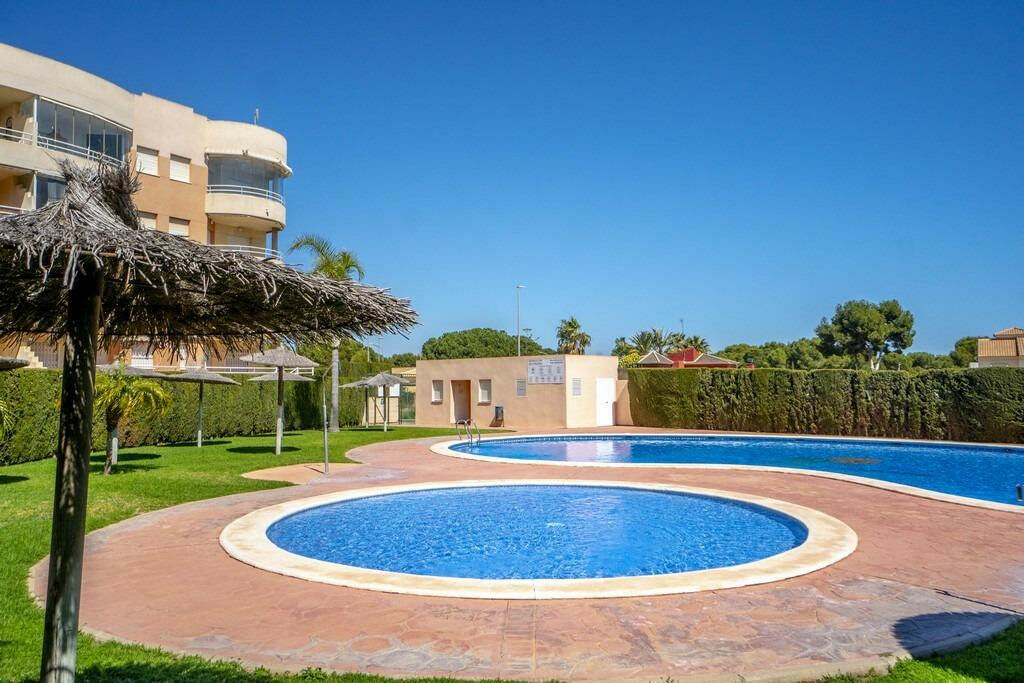 Middle Floor Apartment Campoamor Alicante - zdjęcie 23