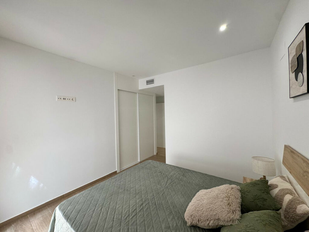 Middle Floor Apartment Torrevieja Alicante - Bild 23