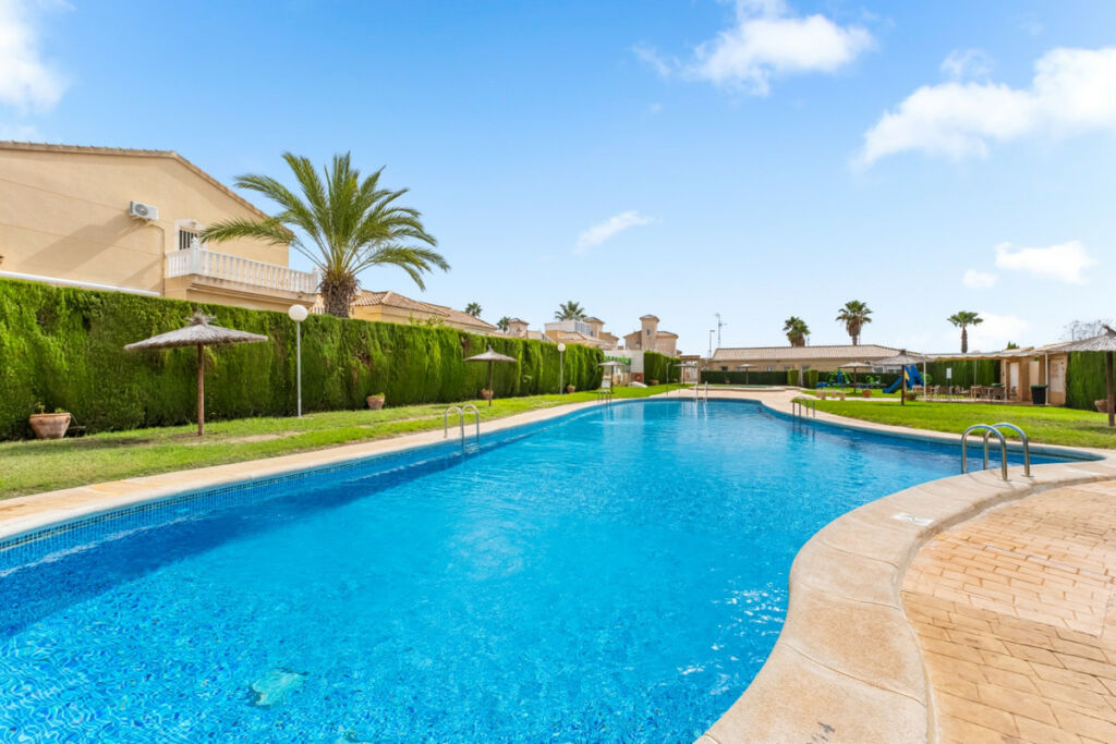 Bungalow Villamartin Alicante - Bild 24