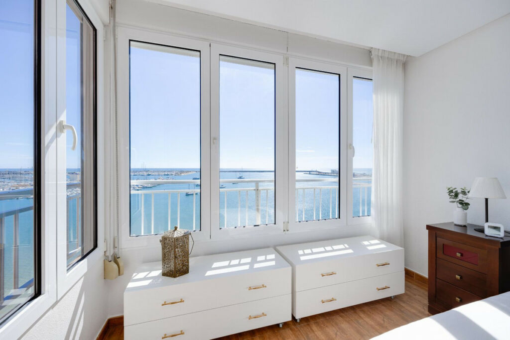 Middle Floor Apartment Torrevieja Alicante - zdjęcie 24