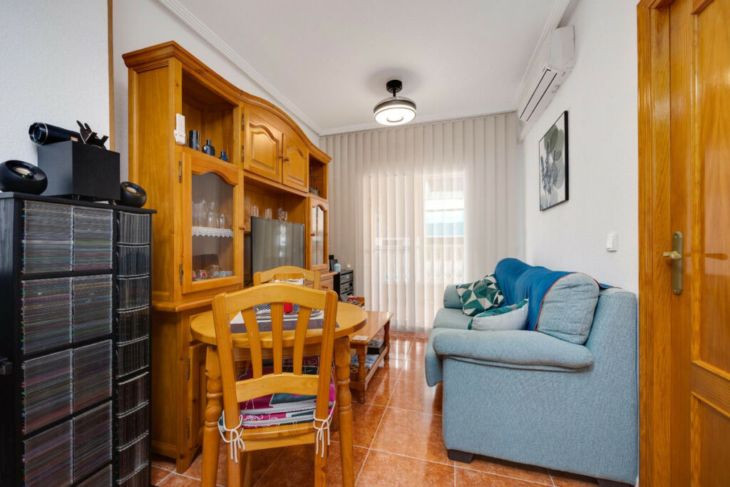 Middle Floor Apartment Guardamar del Segura Alicante - Bild 24