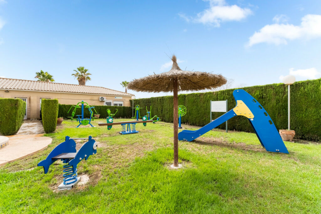 Bungalow Villamartin Alicante - Bild 25