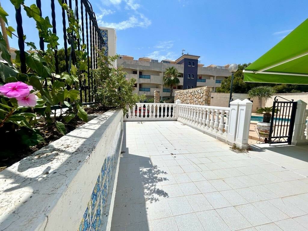 Detached Villa La Zenia Alicante - zdjęcie 26