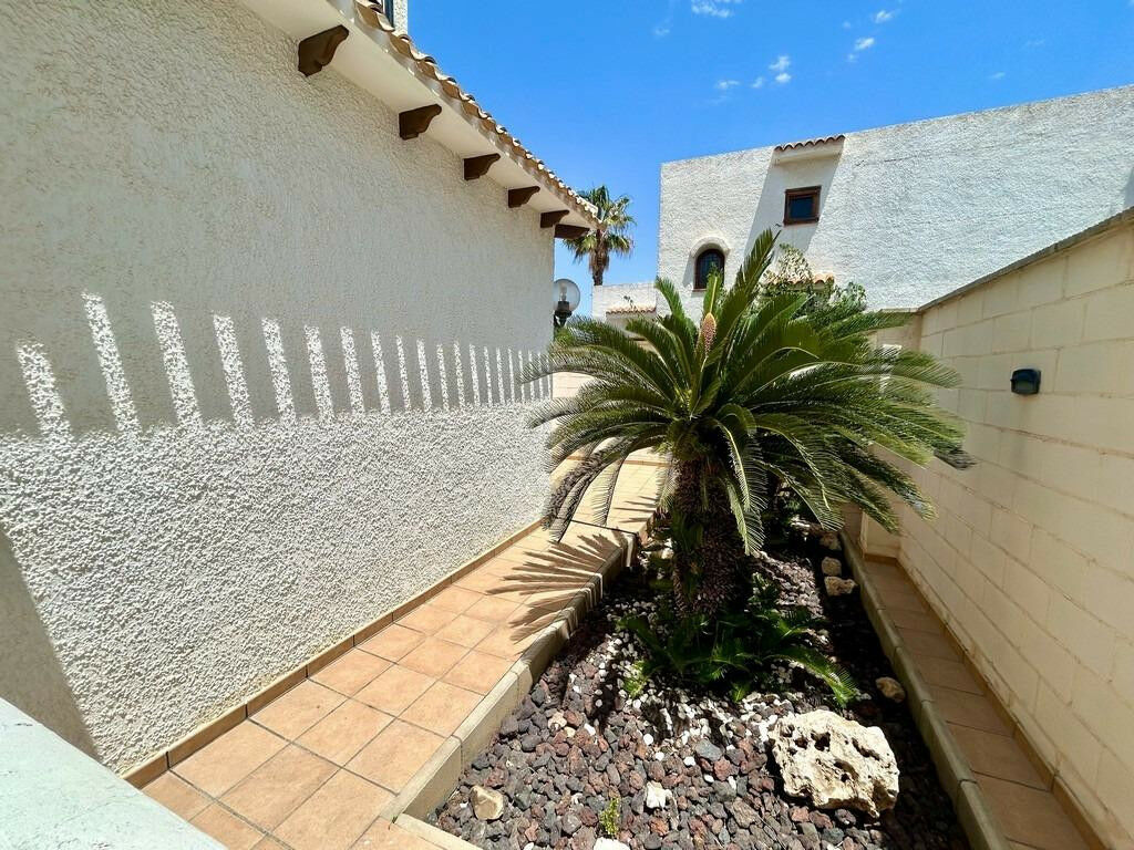 Detached Villa La Zenia Alicante - zdjęcie 28