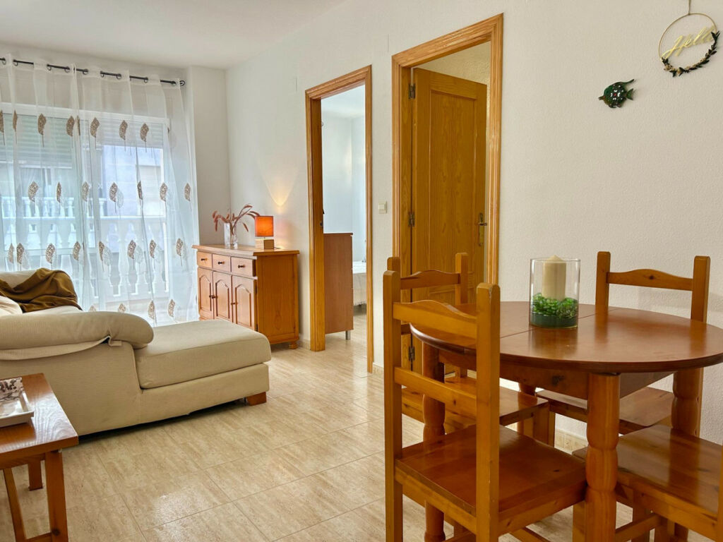 Middle Floor Apartment Torrevieja Alicante - zdjęcie 3