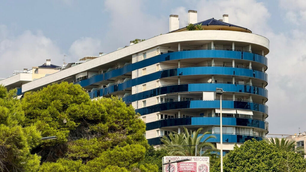 Middle Floor Apartment Villajoyosa Alicante - zdjęcie 3
