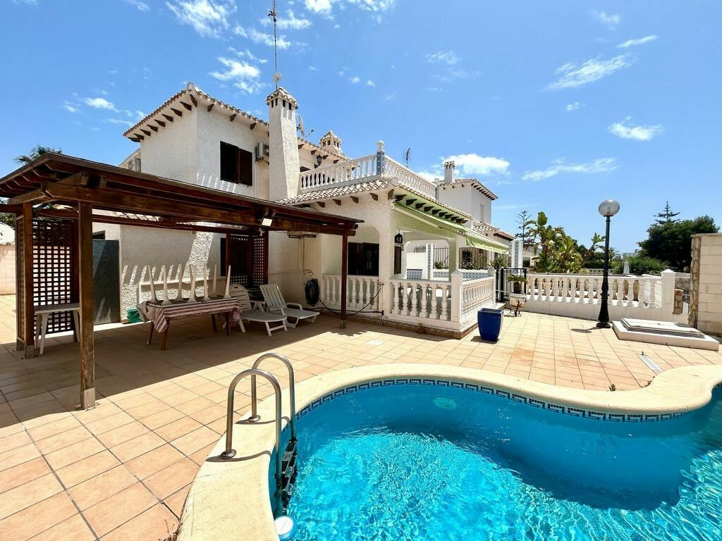 Detached Villa La Zenia Alicante - zdjęcie 3