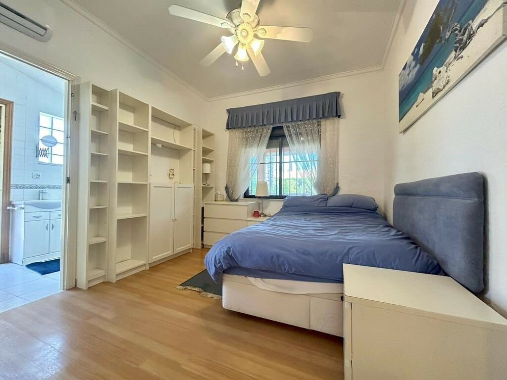 Detached Villa Cabo Roig Alicante - zdjęcie 31