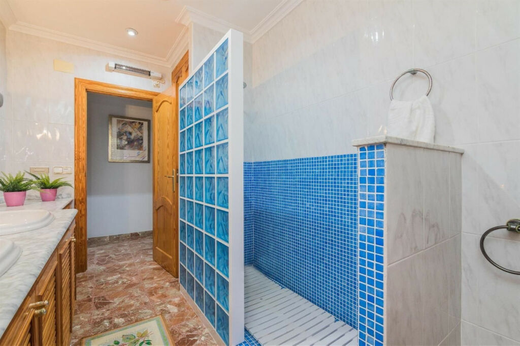 Detached Villa Elche Alicante - zdjęcie 32