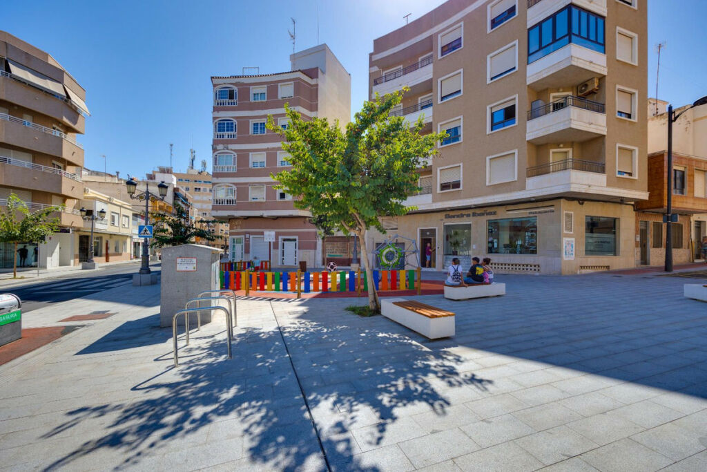 Middle Floor Apartment Guardamar del Segura Alicante - Bild 33