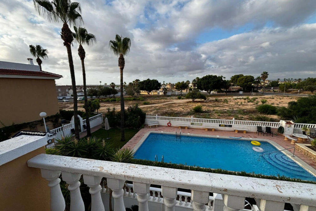 Semi-Detached House Dona Pepa Alicante - Bild 34