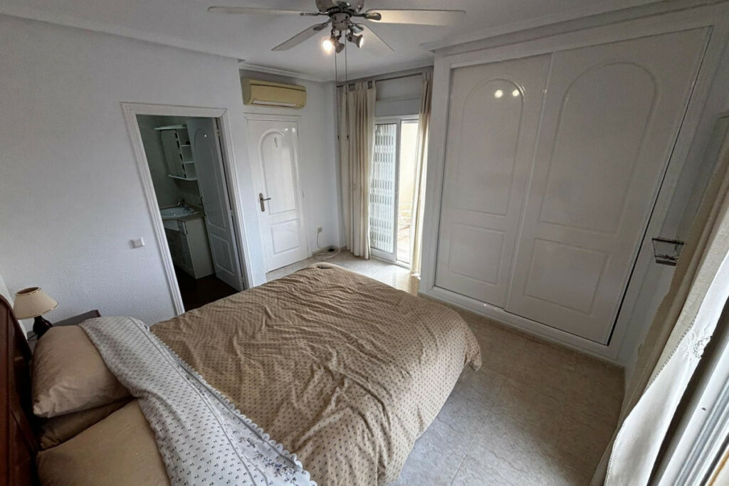 Semi-Detached House Dona Pepa Alicante - Bild 36