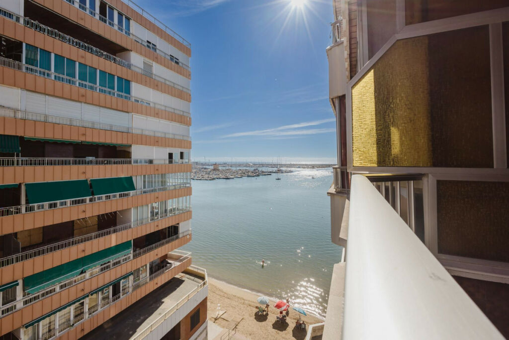 Middle Floor Apartment Torrevieja Alicante - zdjęcie 38